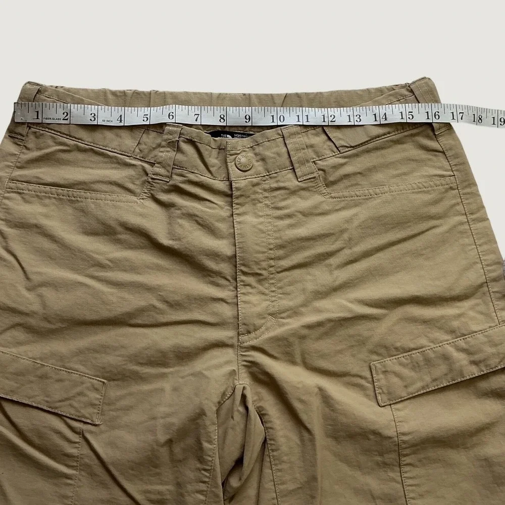 The North Face Mens Tan Khaki Nylon Cargo Hiking Shorts Size 32 Regular